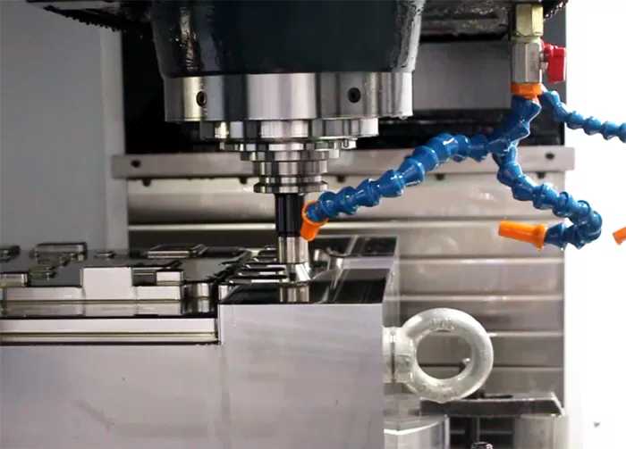 Сатылымдағы CNC өңдеу орталығы