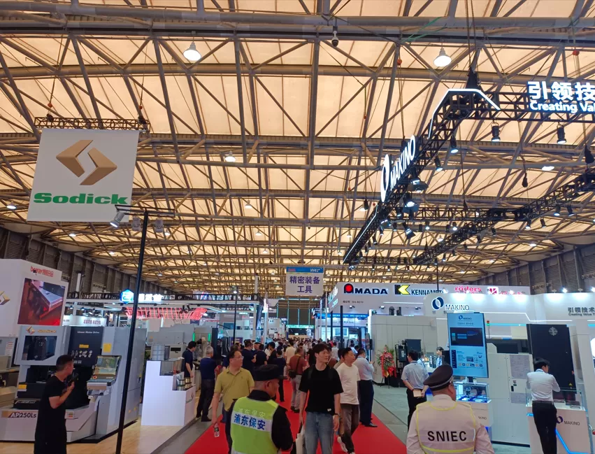 DMC 2025: Taikan Powers Intelligent Manufacturing - 翻译中...